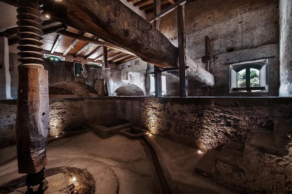 Bauernhof Firriato Hospitality Cavanera Etnea Resort & Wine Experience Castiglione De Sicilia