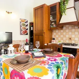  Apartment Casa Epicarmo