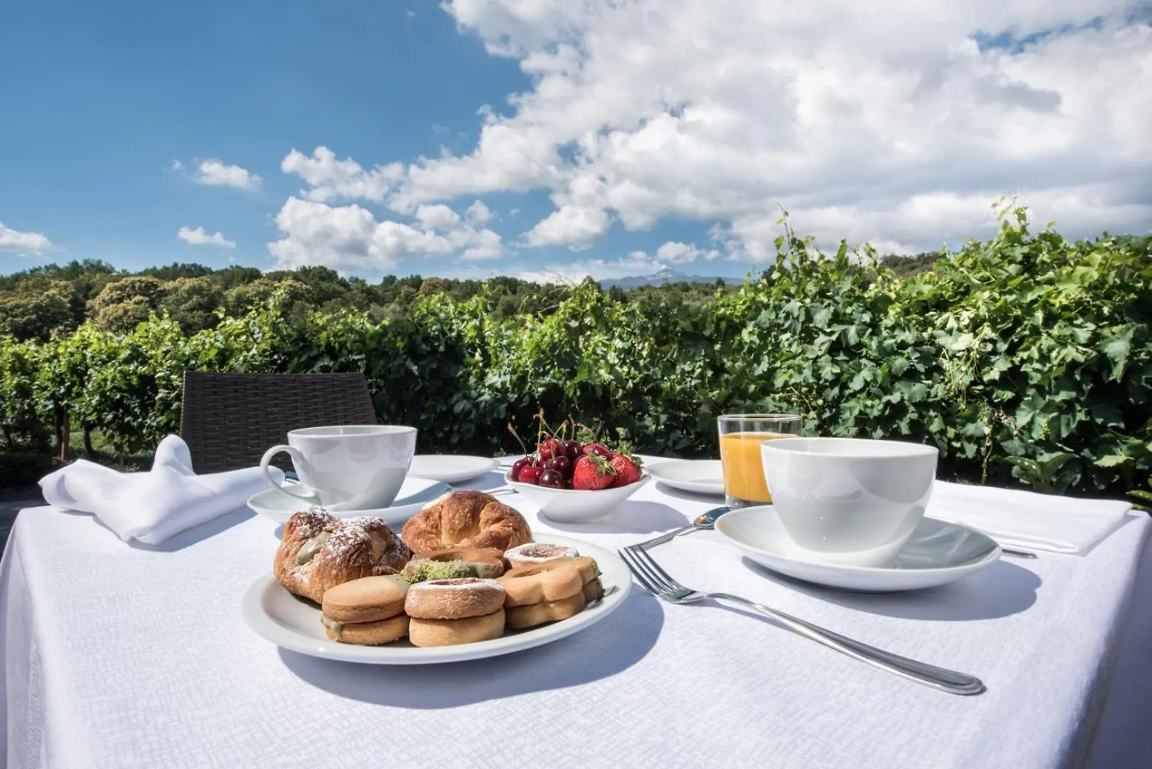 Firriato Hospitality Cavanera Etnea Resort & Wine Experience Castiglione De Sicilia Farm stay
